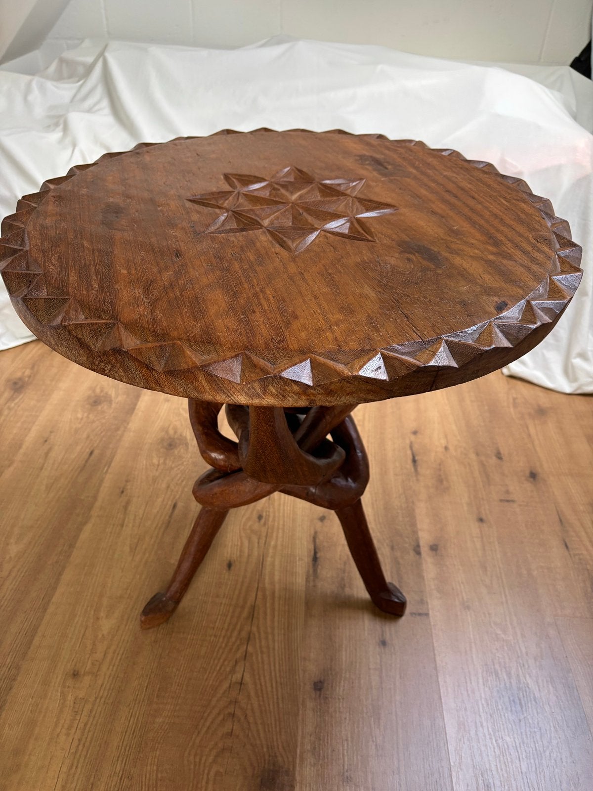 Te koop: Houten tafeltje, Antiek en Kunst, Ophalen