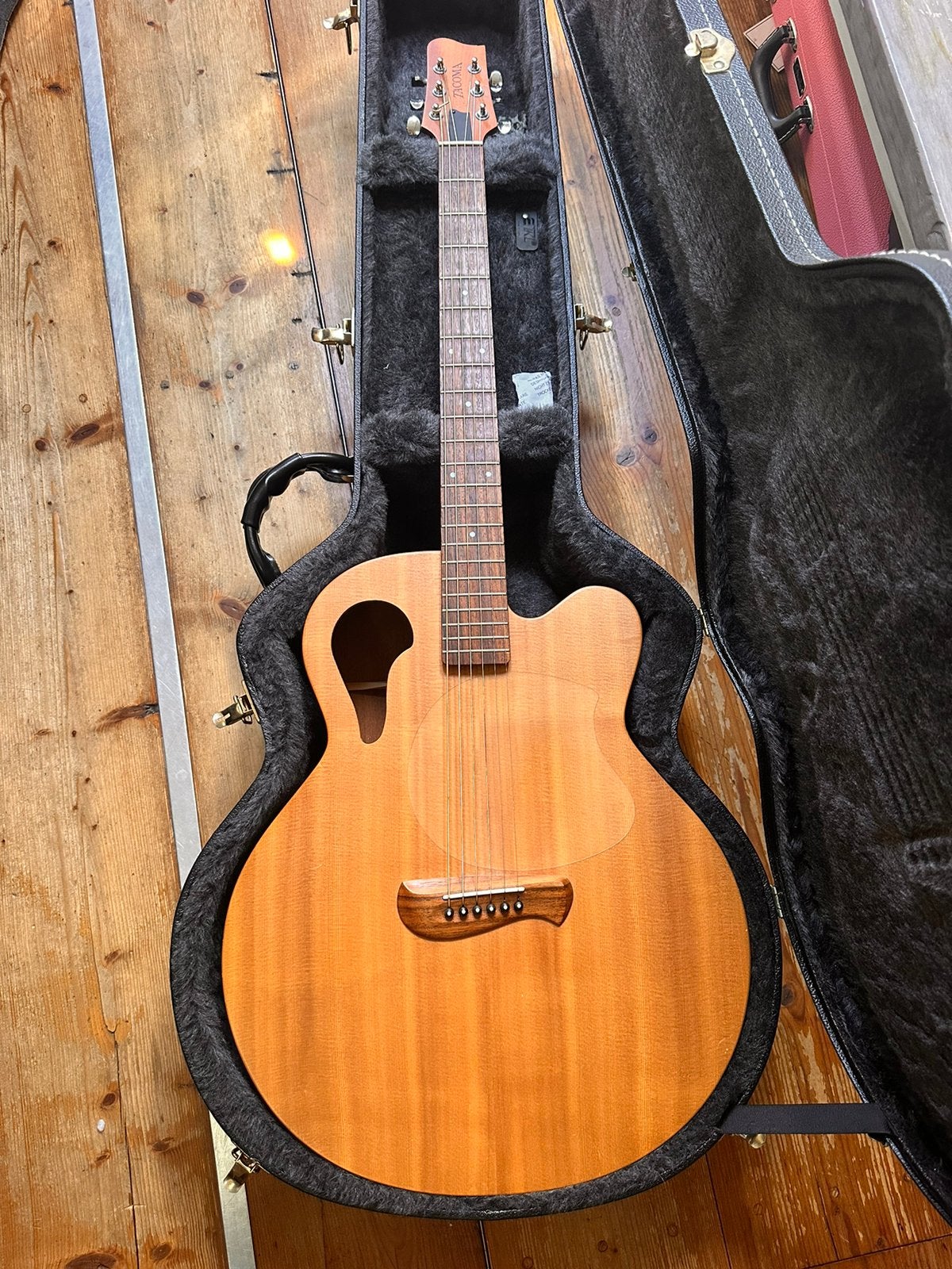 Tacoma thunderhawk BM6C baritone, Ophalen of Verzenden, Zo goed als nieuw