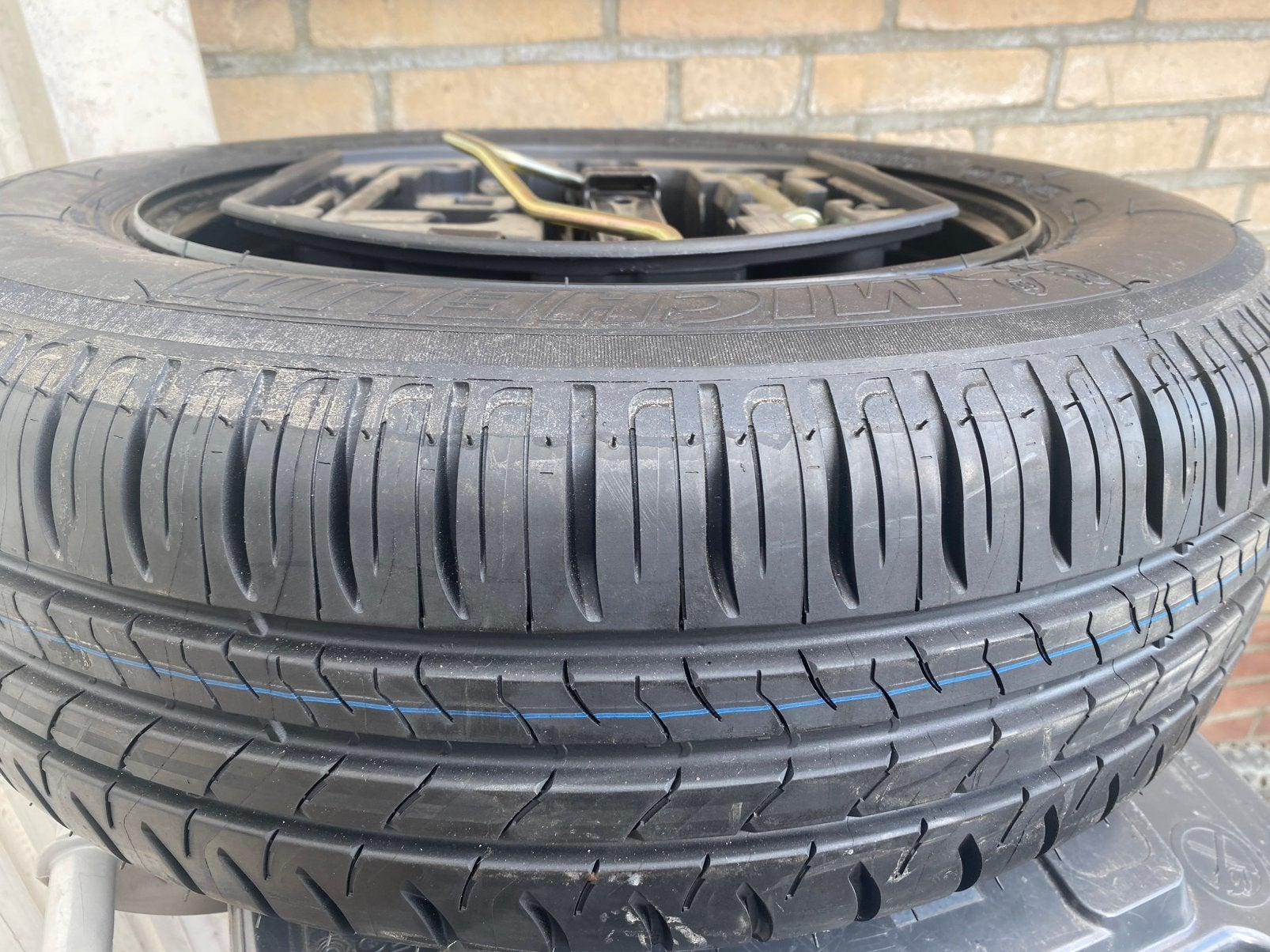 Peugeot 208 reserveband, Ophalen, Gebruikt, 15 inch, 185 mm