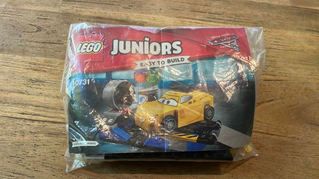 Lego cars junior 10731 compleet, Ophalen of Verzenden, Zo goed als nieuw