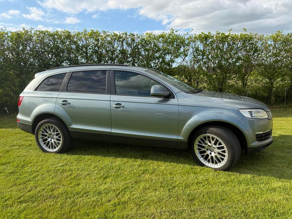 Audi Q7 4.2 V8 257KW Quattro Tiptronic 2006 Grijs youngtimer, Auto's, Automaat, 8 cilinders, 350 pk, 147 €/maand