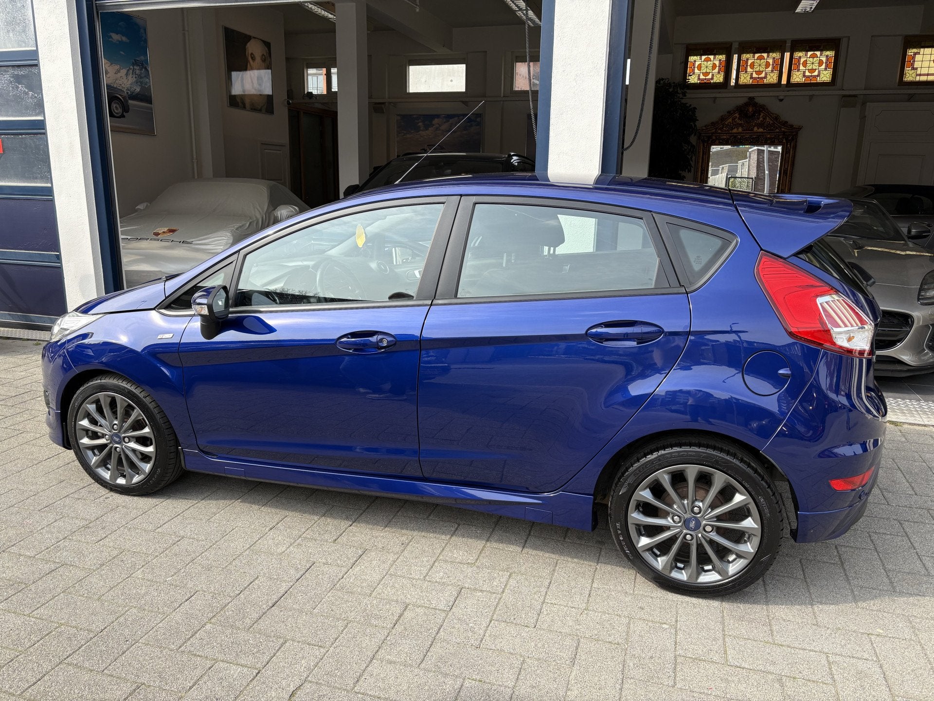 Ford Fiesta 1.0 EcoBoost ST Line CLIMA/NAVI/CRUISE/NW APK/NL, Voorwielaandrijving, 101 pk, Euro 6, Blauw