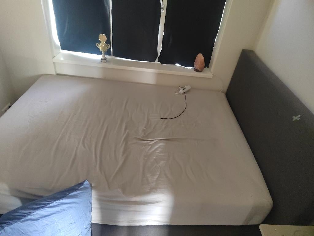 Boxspring zonder matras, Tweepersoons, Zo goed als nieuw, 200 cm, Grijs
