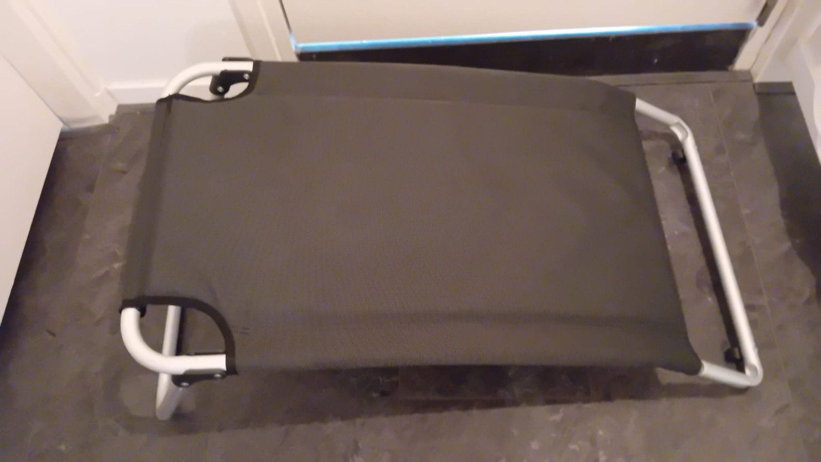 te koop isabella voetensteun, Ophalen, Zo goed als nieuw, Campingmeubel-accessoire