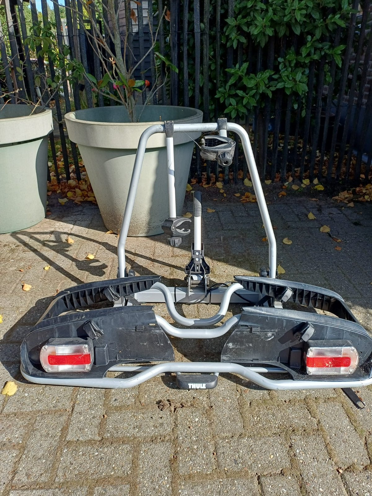 Thule fietsendrager, Ophalen, Gebruikt, 2 fietsen, Trekhaakdrager