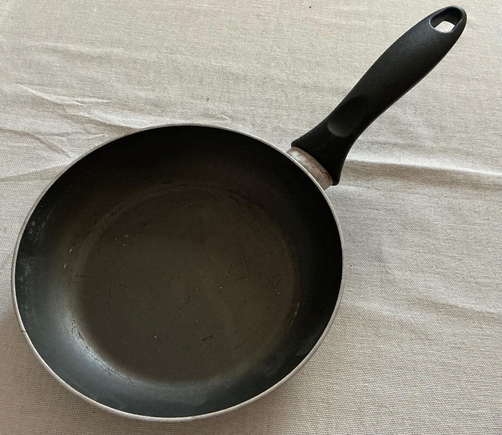Kleine koekenpan AH, Overige materialen, Gebruikt, Keramische plaat, Ophalen of Verzenden