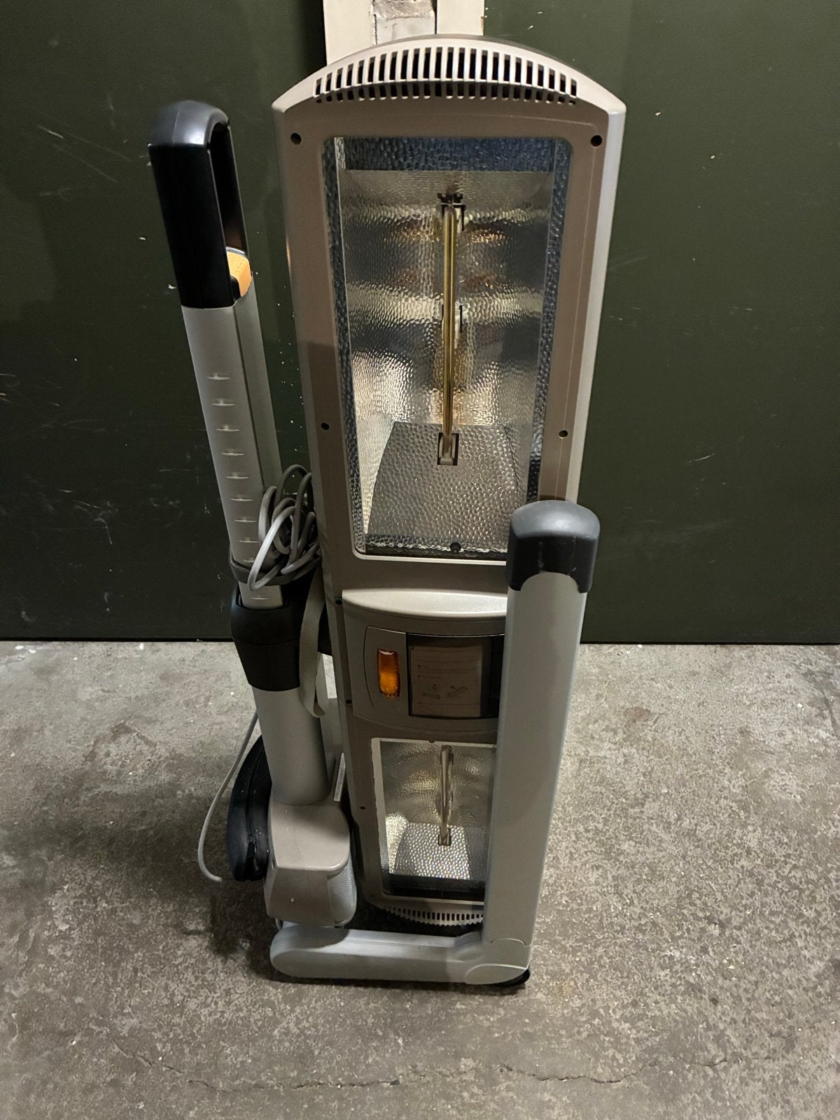 Philips HP 8565 inklapbaar solarium / zonnehemel, Ophalen, Gebruikt, Zonnebank enkelzijdig, Minder dan 10 lampen