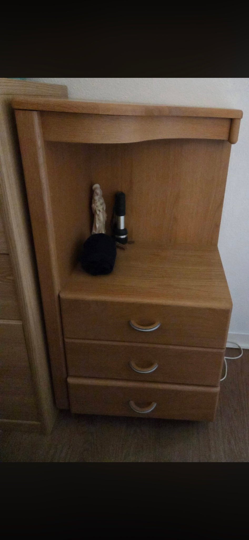 Set van 2 houten nachtkastjes met lades, Ophalen of Verzenden, Gebruikt