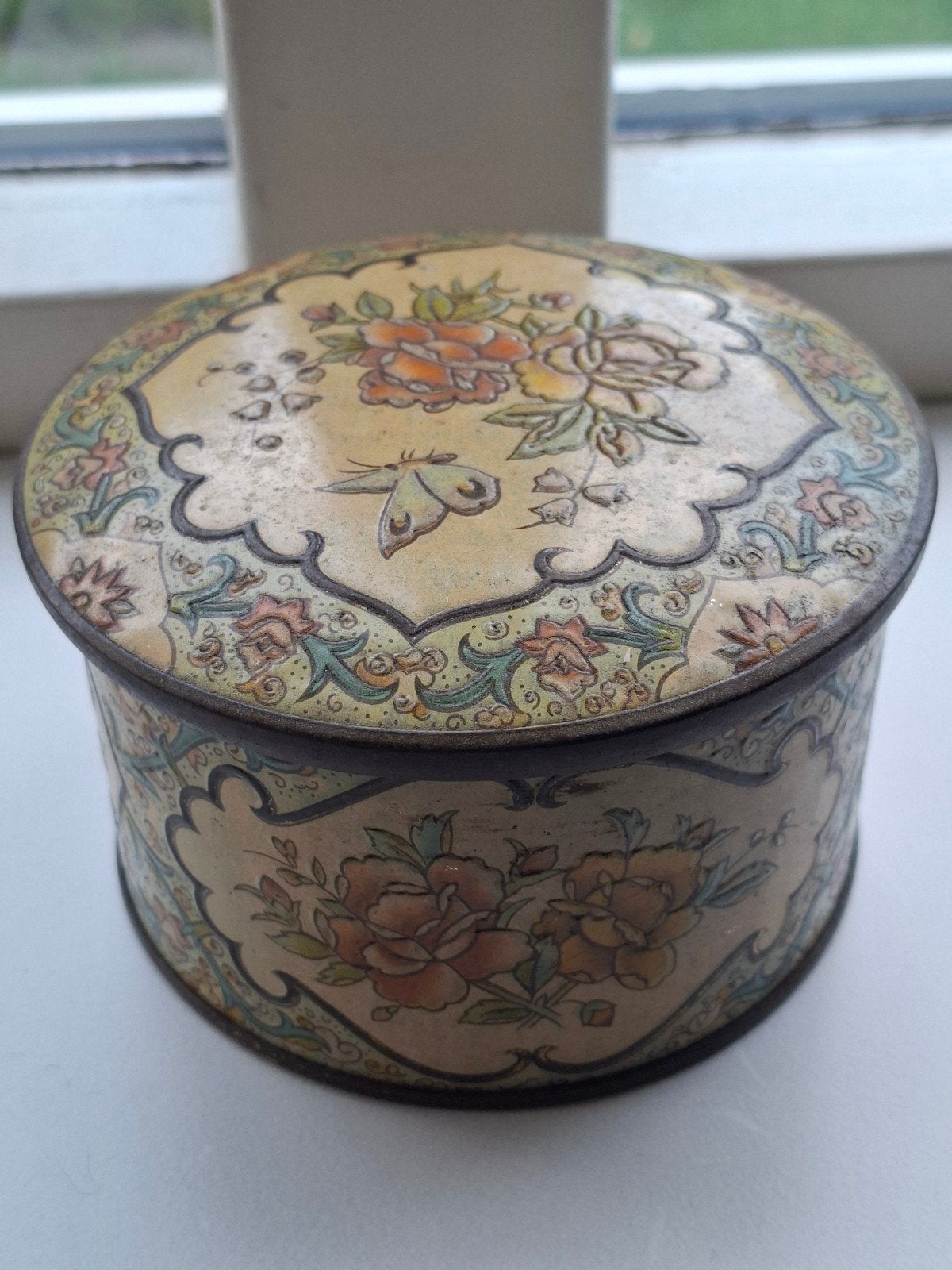 Vintage Verblifa blikken trommel met bloemen en vlinder deco, Ophalen of Verzenden