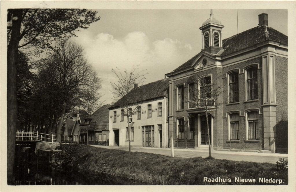 Raadhuis Nieuwe Niedorp. - 1937 gelopen, Verzenden, 1920 tot 1940, Gelopen, Noord-Holland