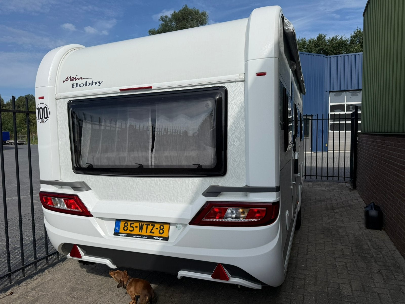 Hobby de Luxe 495 mover voortent BJ 2023 enkele bedden, Caravans en Kamperen, Caravans, Hobby, Airco, Treinzit, Particulier