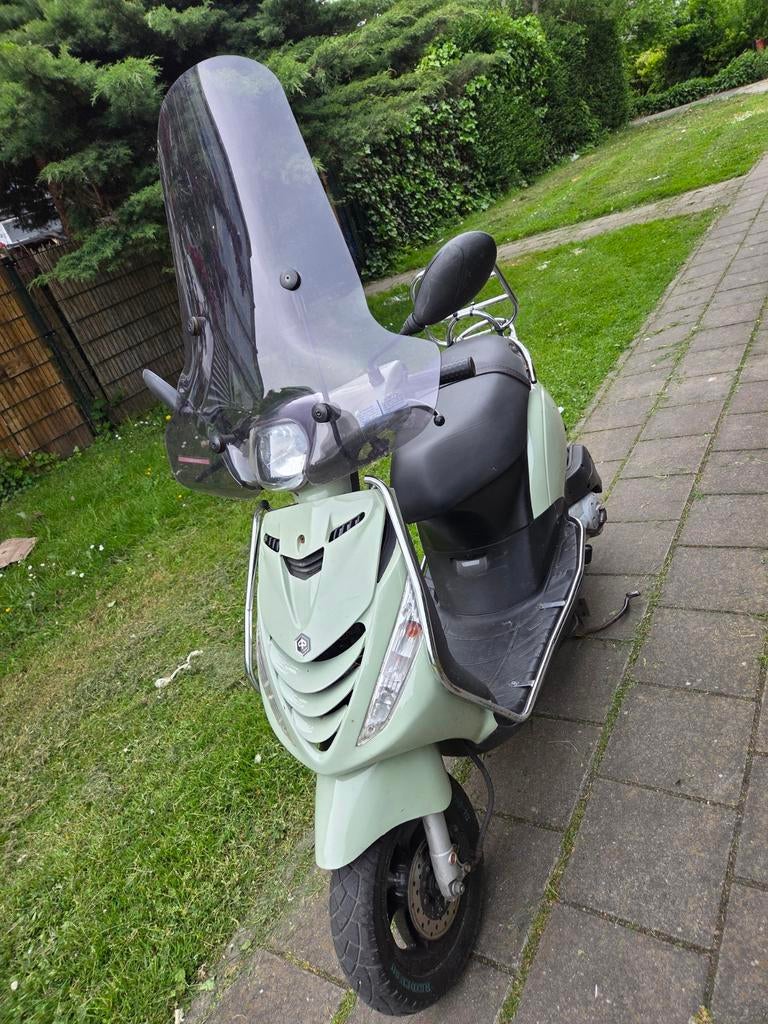 Piaggio zip 4takt bouwjaar 2017, Fietsen en Brommers, Scooters | Piaggio, Ophalen of Verzenden, Gebruikt, Benzine, Zip