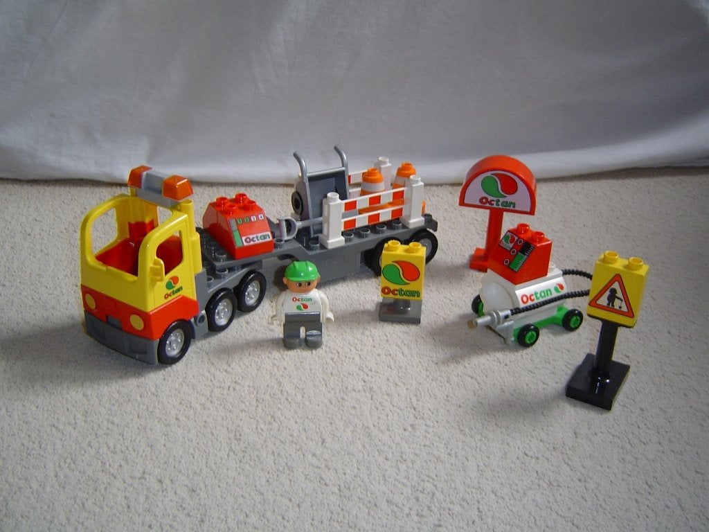 duplo octan wegwerkzaamheden truck, Kinderen en Baby's, Speelgoed | Duplo en Lego, Ophalen of Verzenden, Gebruikt, Complete set