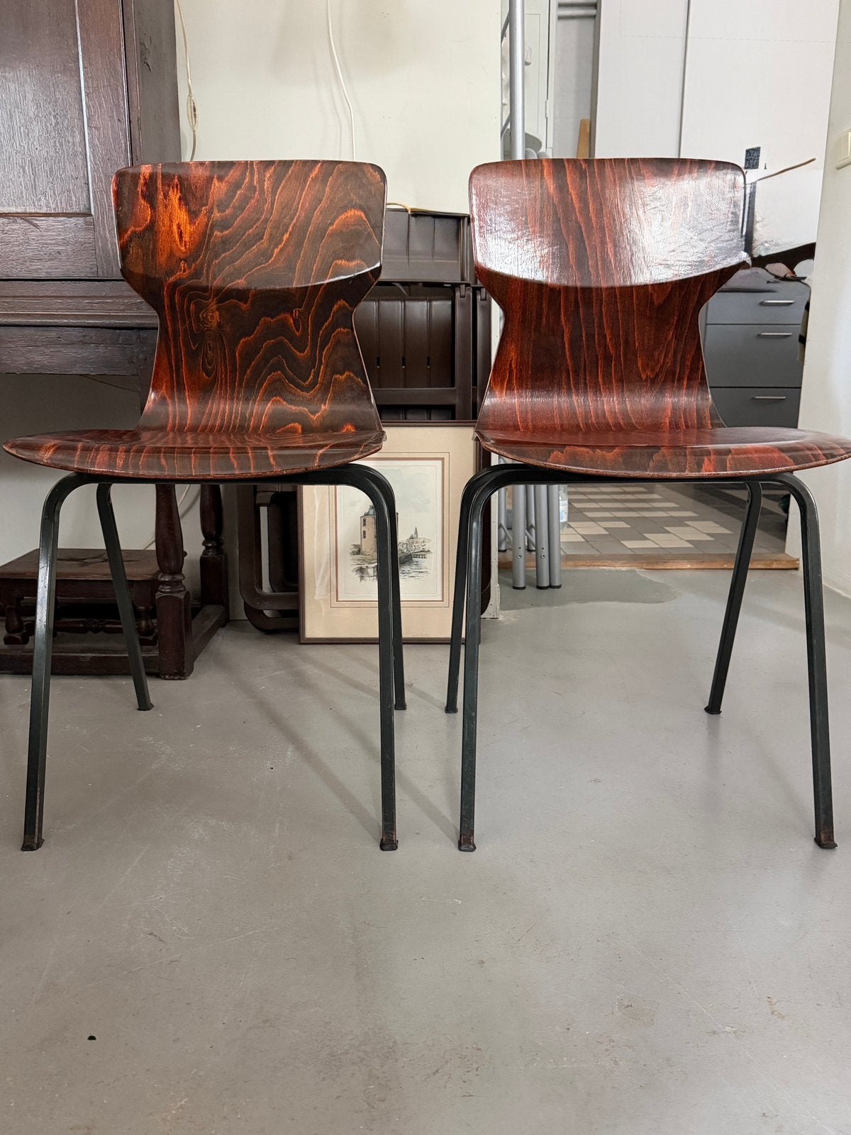 Vintage schoolstoelen, Eromes Wijchen plywood stoelen, Ophalen, Gebruikt, Twee, I