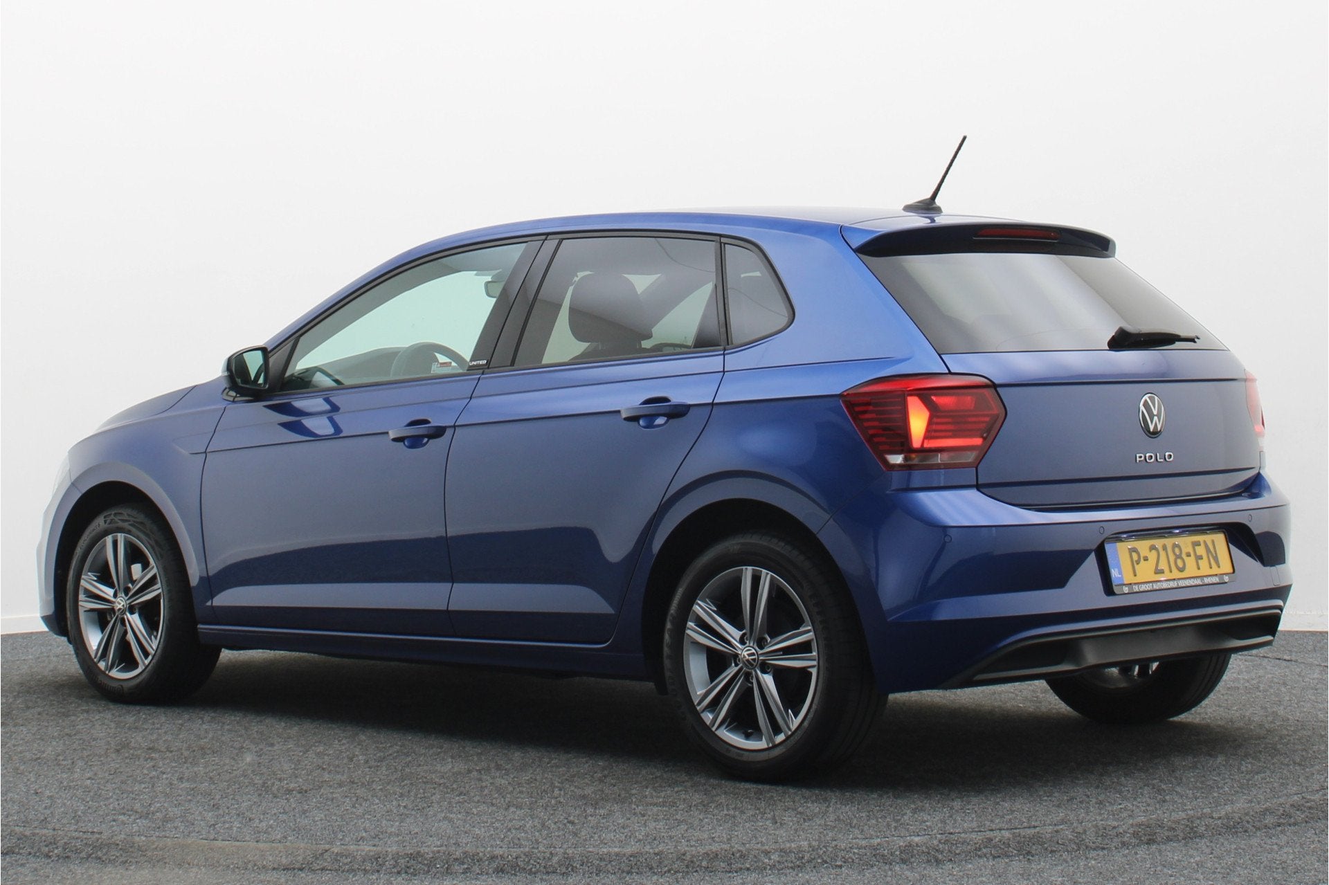 Volkswagen Polo 1.0 TSI Highline Business R Virtual Cockpit,, Voorwielaandrijving, Gebruikt, 580 kg, Blauw