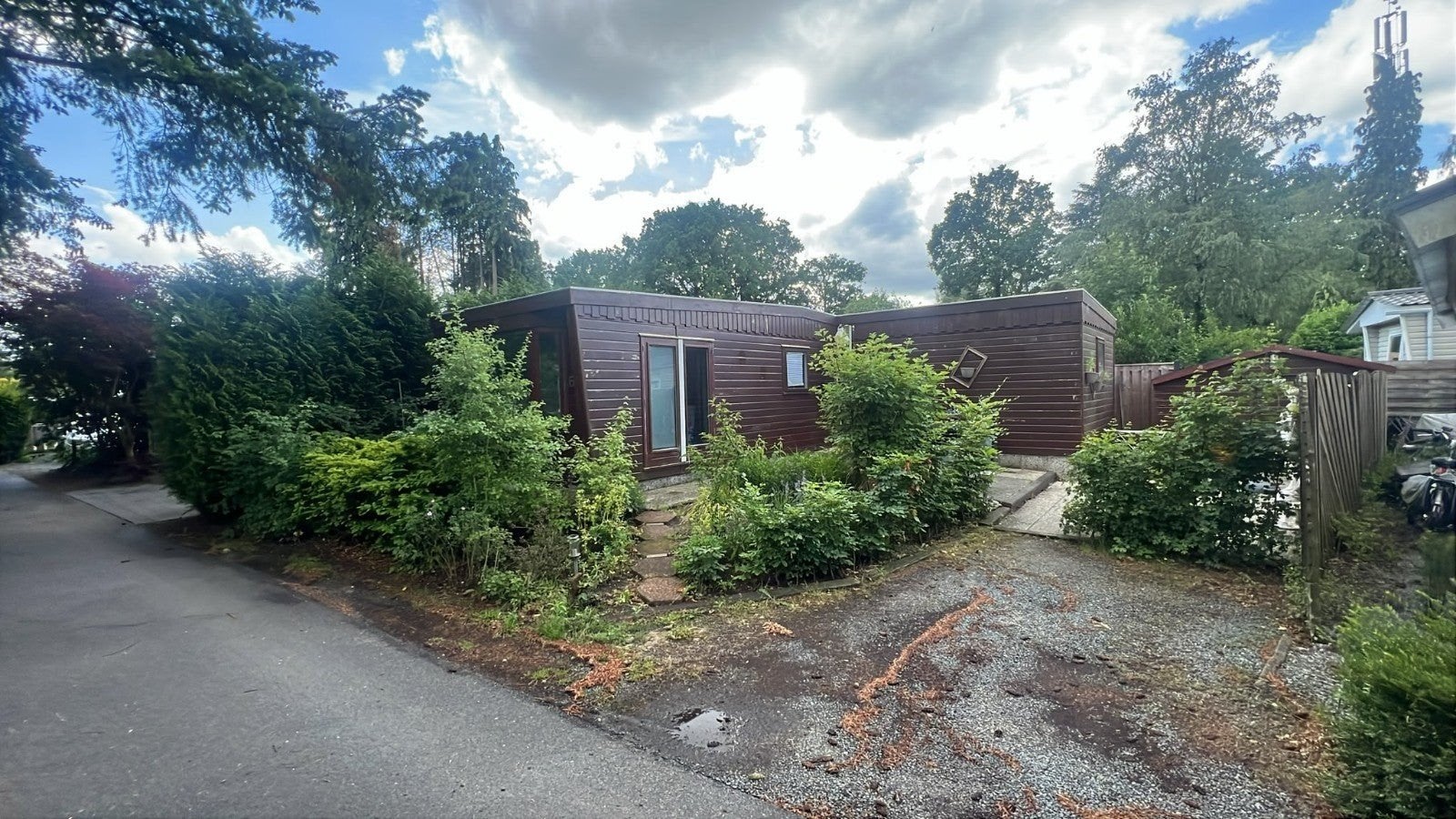 Recreatiewoningen / Chalets te koop – Veluwe EIGEN GROND!!!!, Huizen en Kamers, Recreatiewoningen te koop, Gelderland, 2 slaapkamers