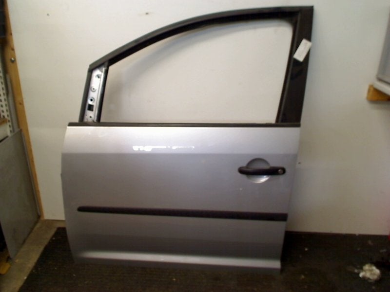 Portier Links Voor LA7W Volkswagen Touran (1T1/T2) 2010, Gebruikt, Volkswagen, Volkswagen AG, Kundenbetreuung@volkswagen.de