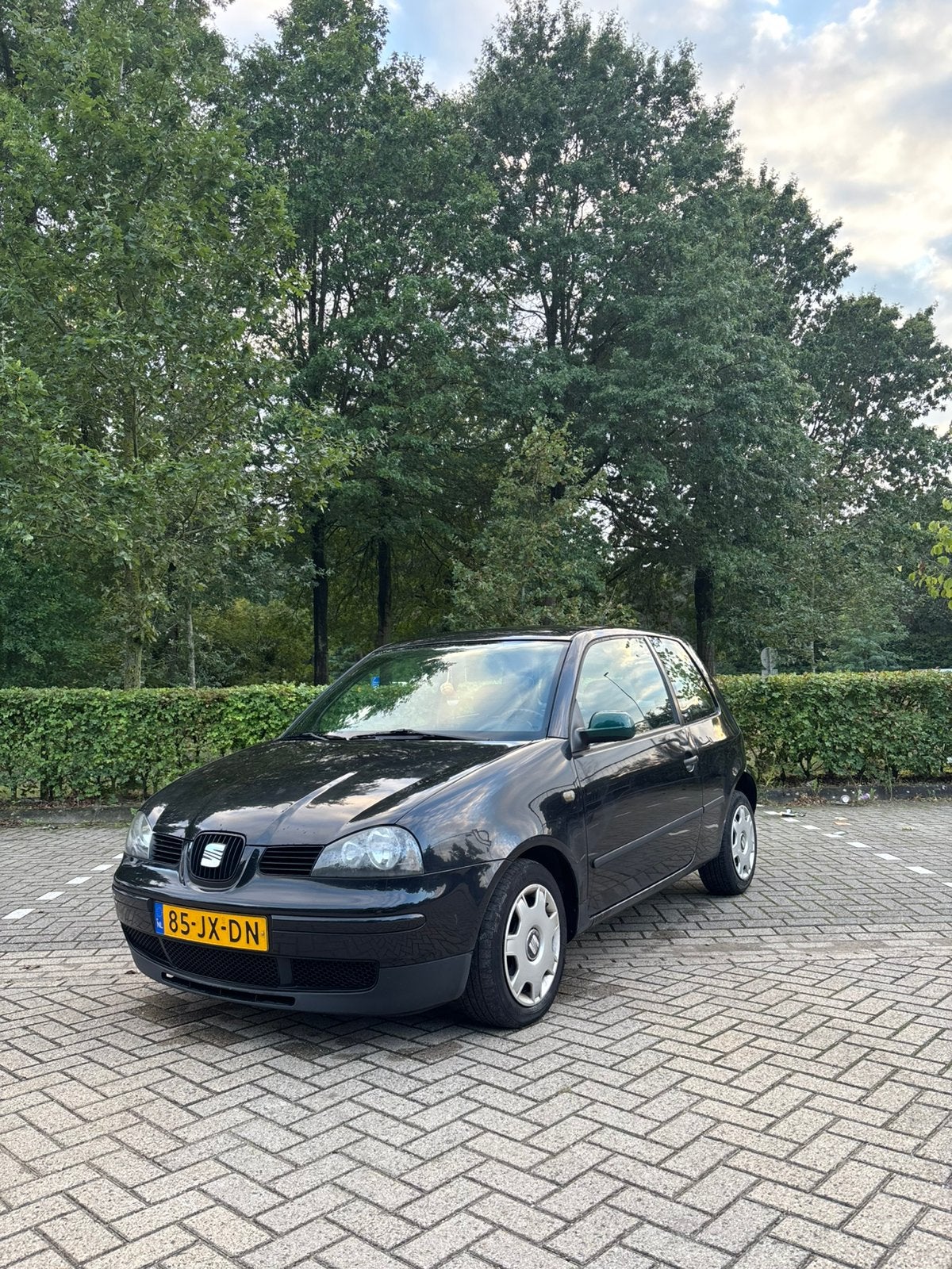 Seat Arosa 1.0 2002 Zwart incl. APK & geluidsinstallatie, Voorwielaandrijving, 31 €/maand, 4 stoelen, Origineel Nederlands