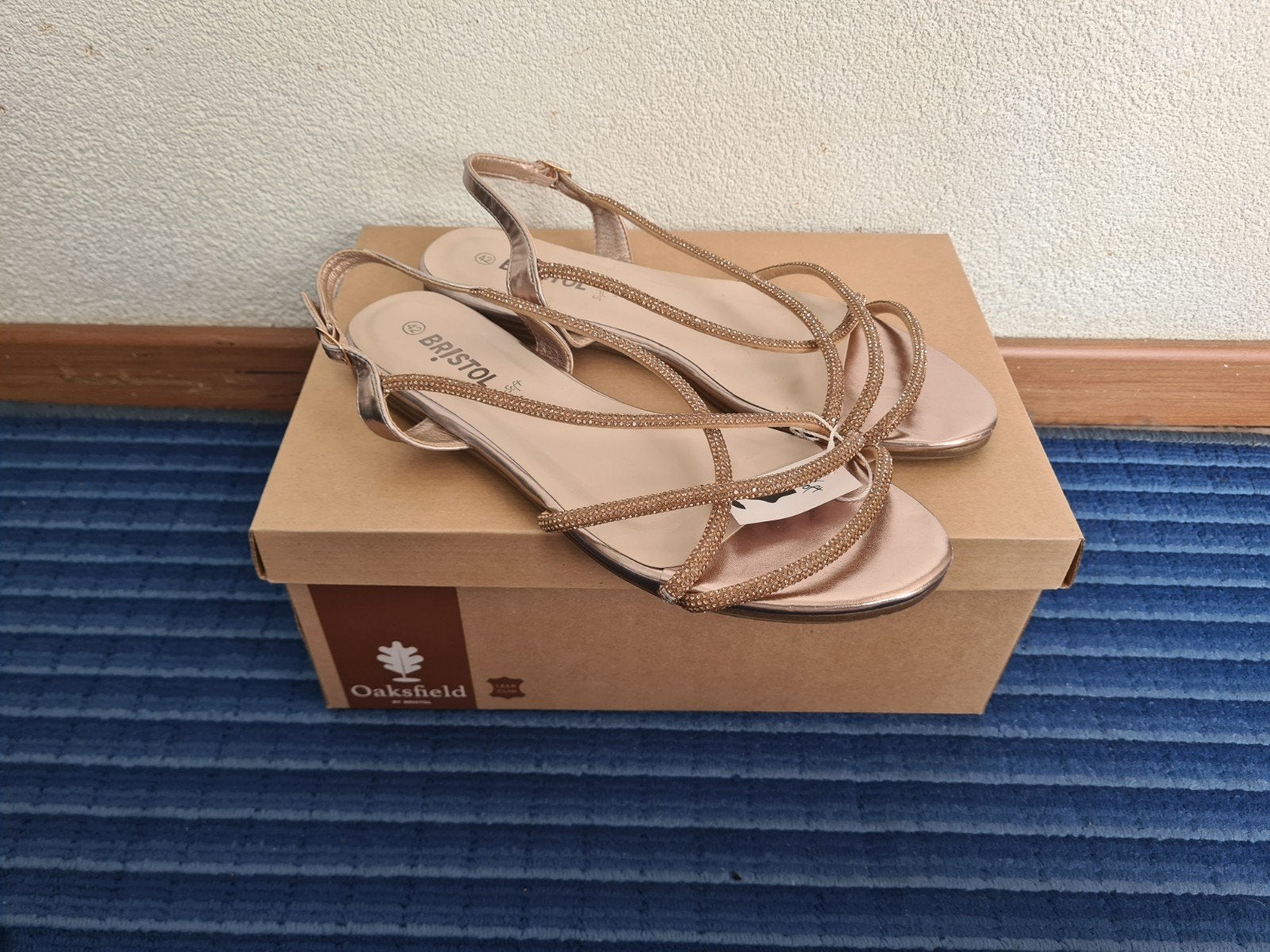 Nieuwe Bristol sandalen met strass | maat 42, Overige kleuren, Nieuw, Bristol, Sandalen of Muiltjes