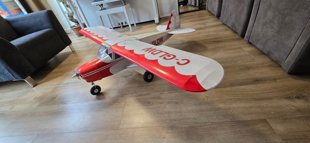 Nexa PA-22 Tri-Pacer 1620mm RC vliegtuig, Hobby en Vrije tijd, Modelbouw | Radiografisch | Vliegtuigen, Ophalen, Zo goed als nieuw