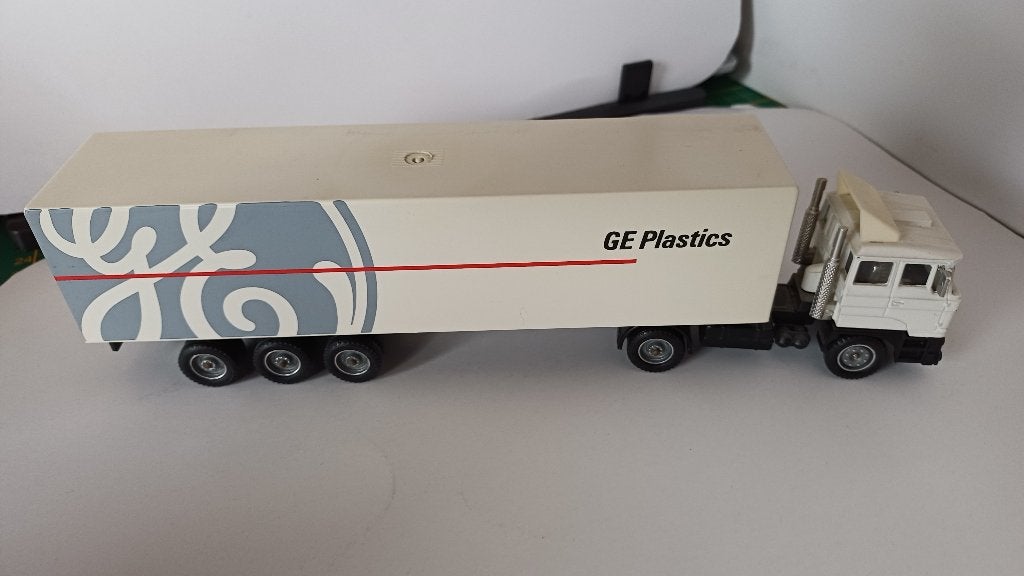 Modelauto 1 : 50, Ophalen of Verzenden, Nieuw, Bus of Vrachtwagen, Overige merken