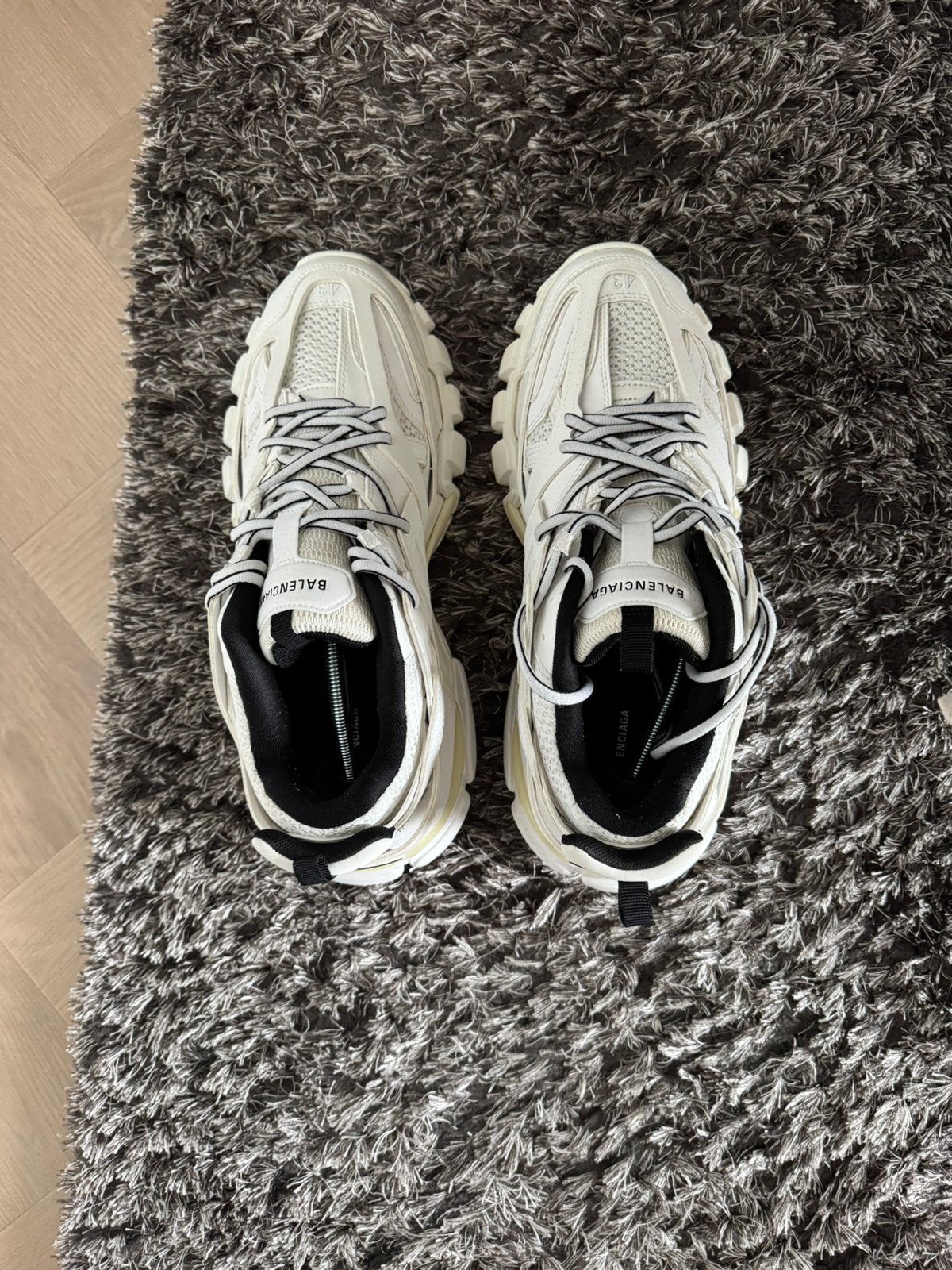 Balenciaga Track White Glow in the Dark, Wit, Ophalen of Verzenden, Sneakers of Gympen, Zo goed als nieuw