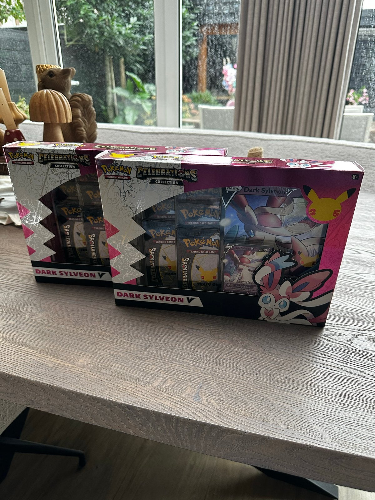2x Dark Sylveon V Box Celebrations 25 jaar Pokémon, Ophalen, Nieuw, Overige typen