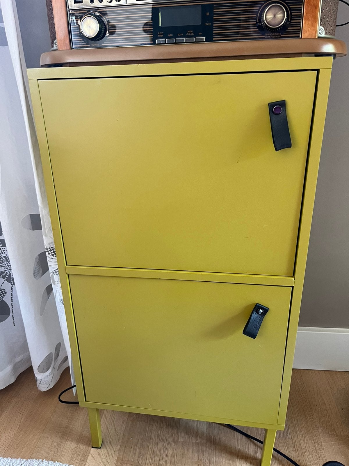Leuke kast 2 deurtjes, Huis en Inrichting, Ophalen, Zo goed als nieuw
