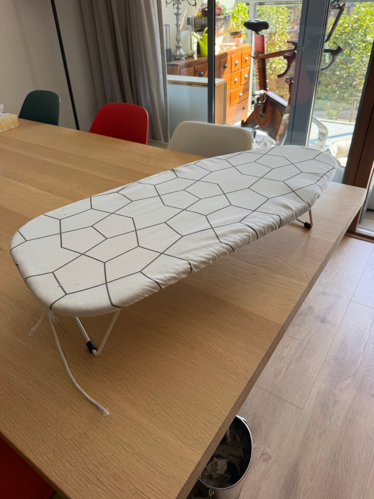 Ikea JÄLL Strijkplank voor tafel - 73x32cm, Witgoed en Apparatuur, Ophalen, Zo goed als nieuw