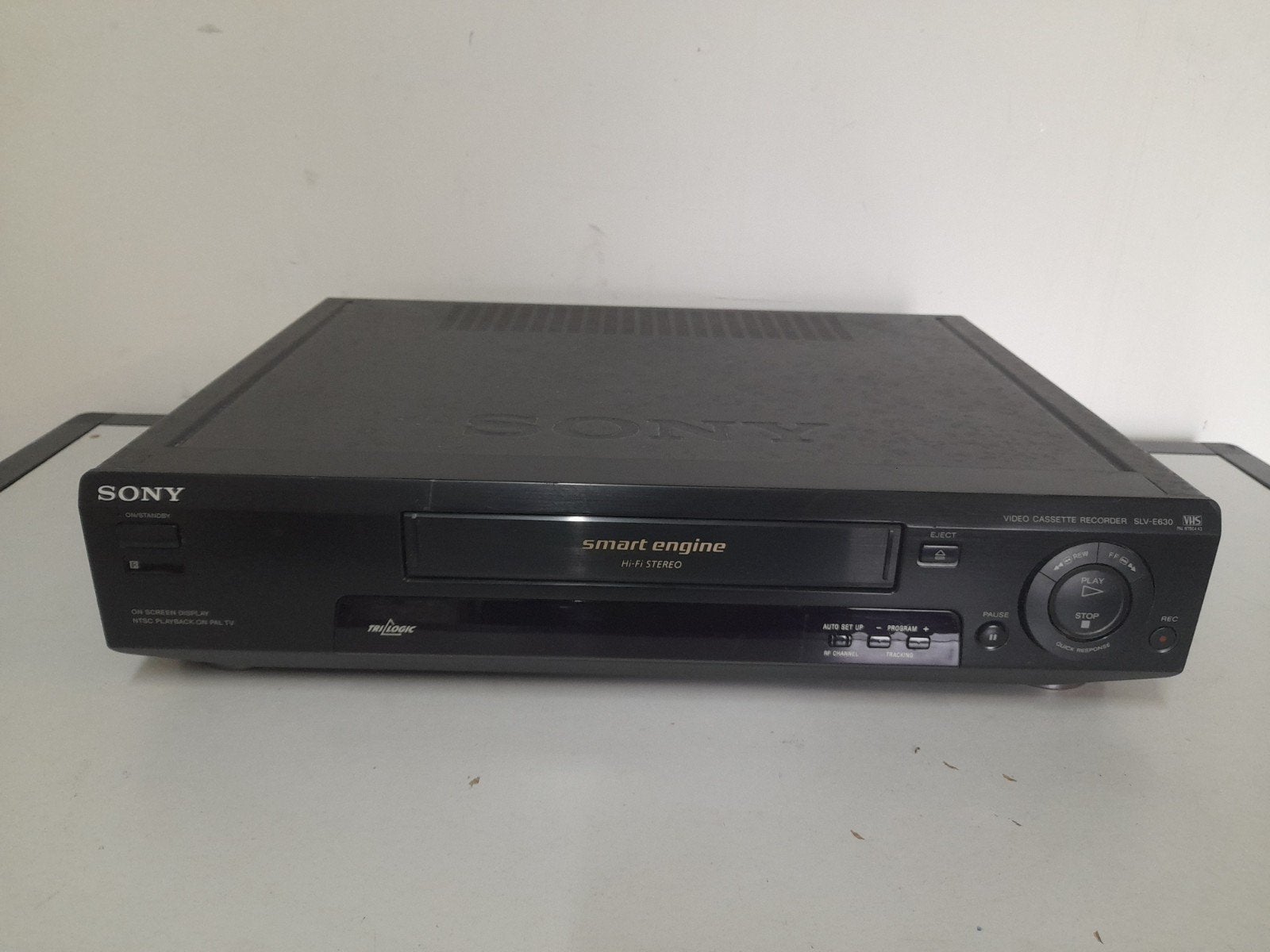 Sony videorecorder SLV-E630 ( defect ), Ophalen of Verzenden, Gebruikt, VHS-speler of -recorder
