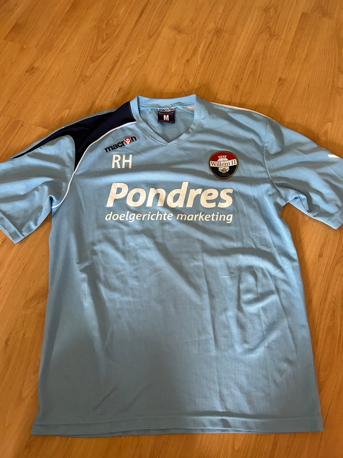 Speciale Willem 2 shirt M, Maat M, Ophalen of Verzenden, Zo goed als nieuw, Shirt