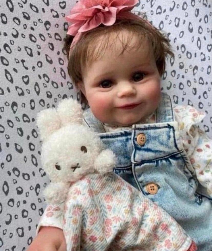 Vrolijk lachend mooi meisje nu €50,-, Verzamelen, Poppen, Ophalen of Verzenden, Zo goed als nieuw, Pop, Levensecht of Reborn