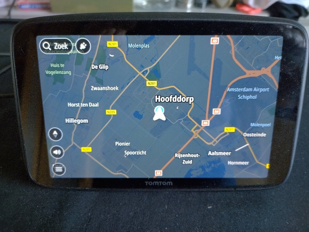 Tomtom Discover 7 inch wereld inclusief raamhouder, Ophalen of Verzenden