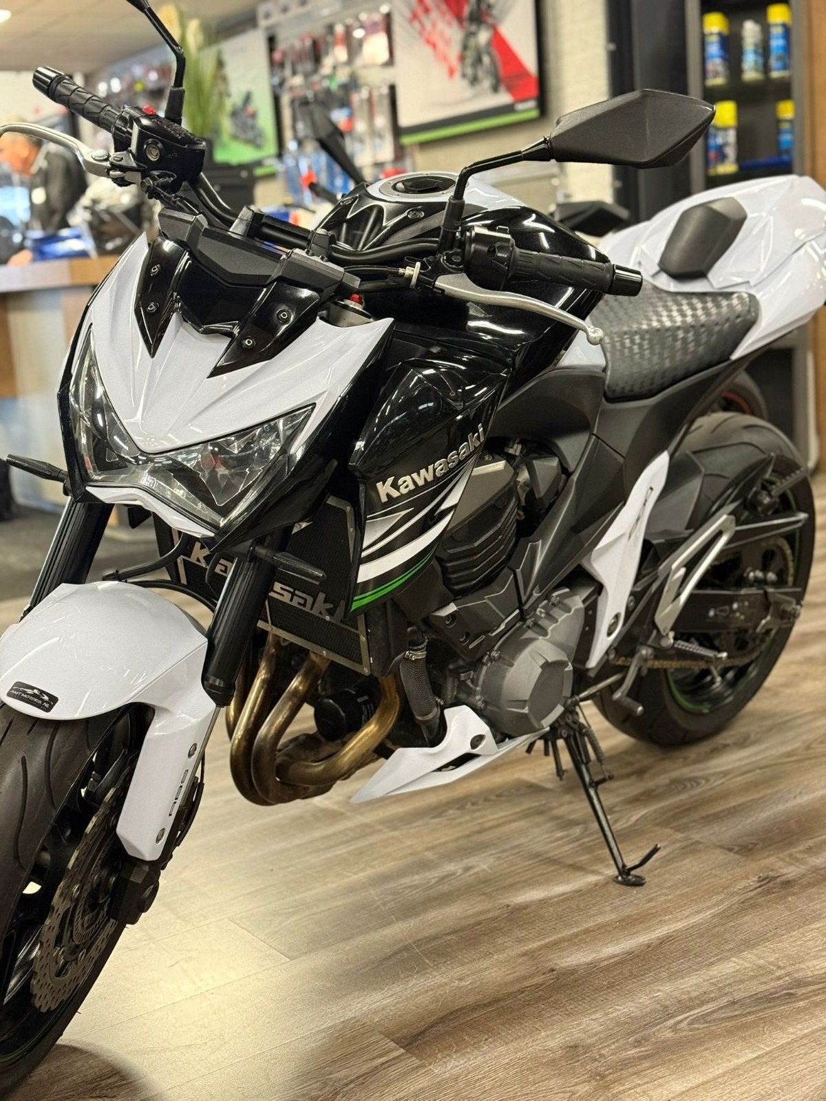 Kawasaki Z800 ABS - Akrapovic en voorvork gereviseerd 31.000, Particulier, Naked bike