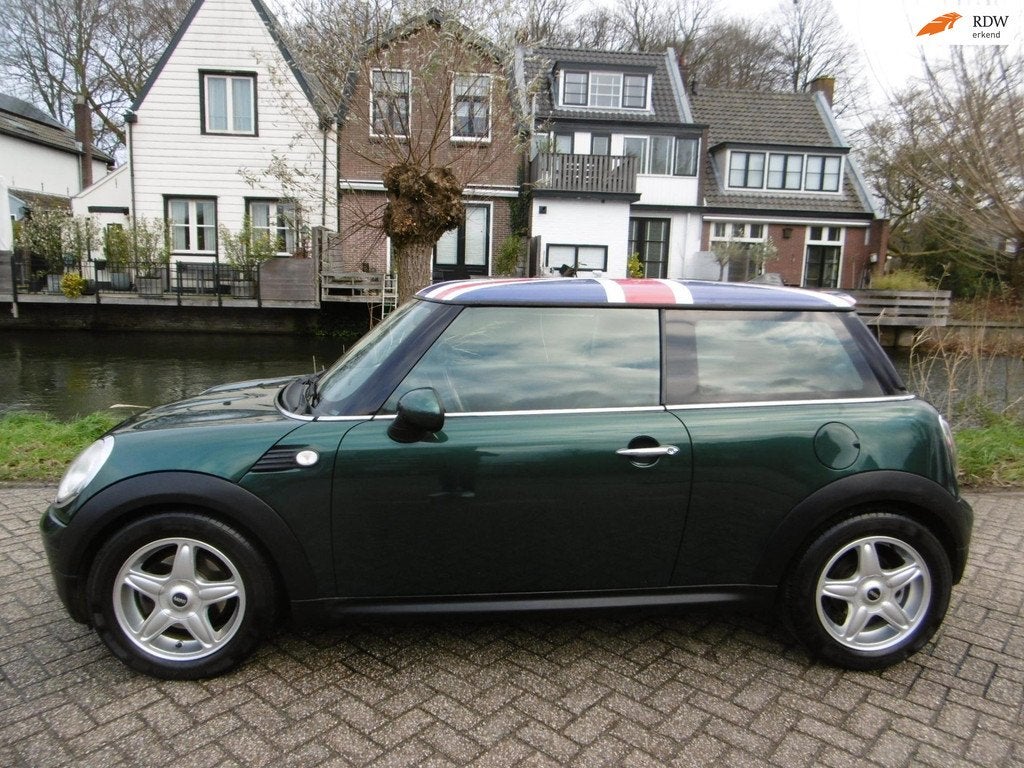 Mini Mini 1.6 Cooper Clima Cruise Historie Youngtimer Keurig, Voorwielaandrijving, Stof, Gebruikt, 750 kg