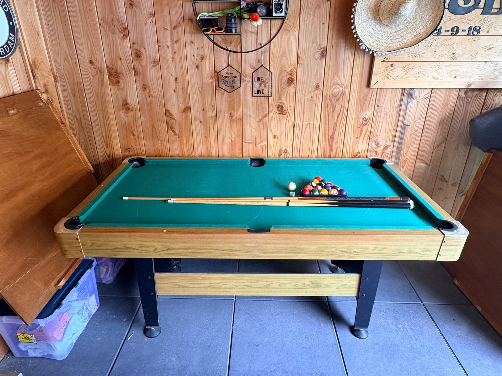 Leuke pooltafel met afdekplaat - Weinig gebruikt!, Sport en Fitness, Biljarten en Poolen, Ophalen, Gebruikt, Pooltafel