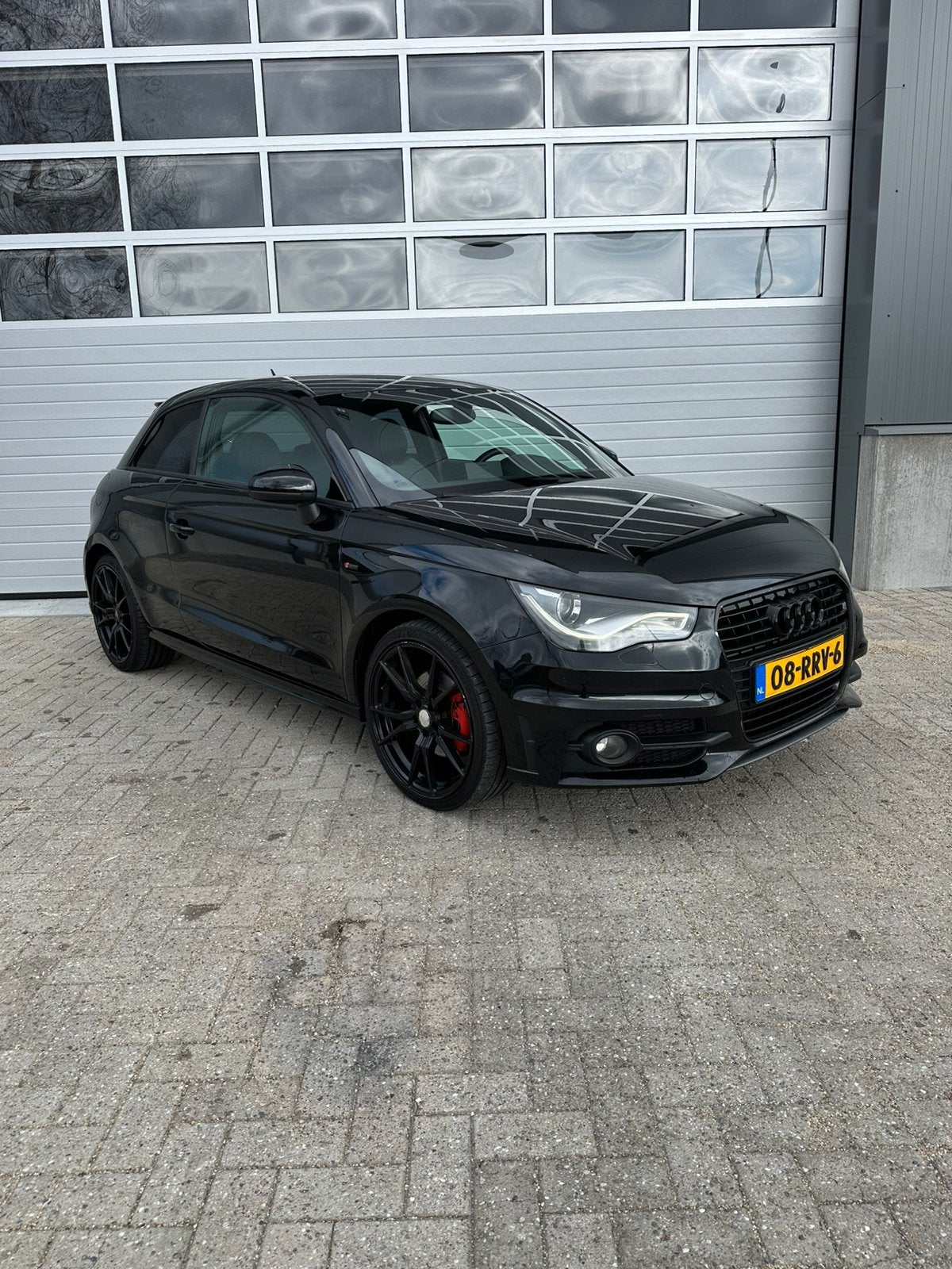 Audi A1 S-Line 1.4 Tfsi 2011 Zwart, Auto's, Voorwielaandrijving, A1, Zwart, 4 stoelen