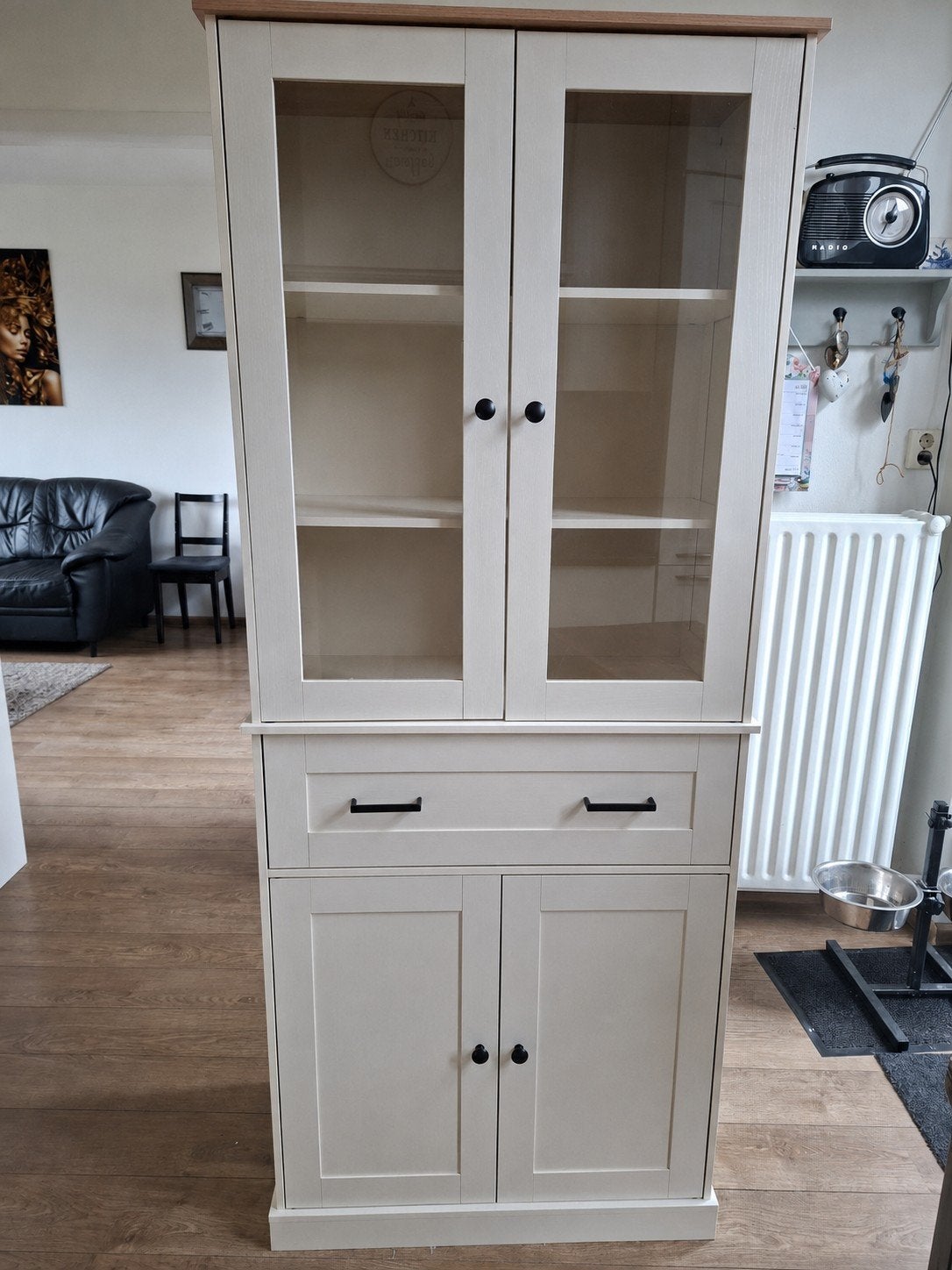 Nieuwe buffetkast creme kleurig met houten bovenblad, Ophalen, Nieuw, 25 tot 50 cm, 50 tot 100 cm