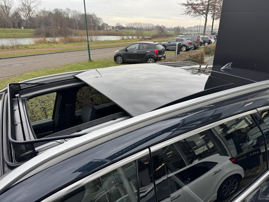 Kia Sorento 1.6 T-GDi Plug-in Hybrid 4WD ExecutiveLine 7p. ,, Automaat, 14 kWh, 4 cilinders, 7 stoelen