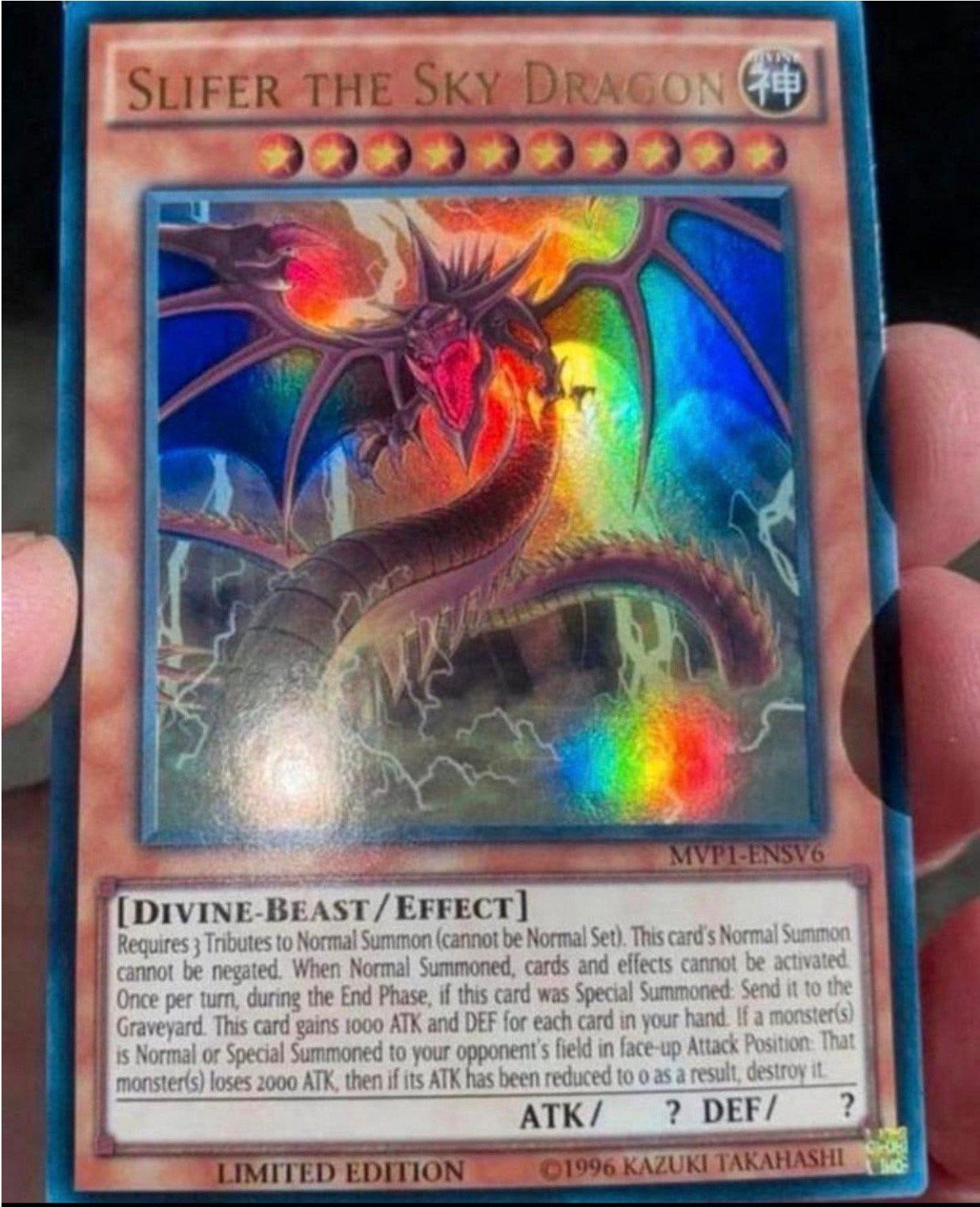 Yu-Gi-Oh! Slifer the Sky Dragon MVP1 Limited Edition !, Ophalen of Verzenden, Zo goed als nieuw, Losse kaart, Foil