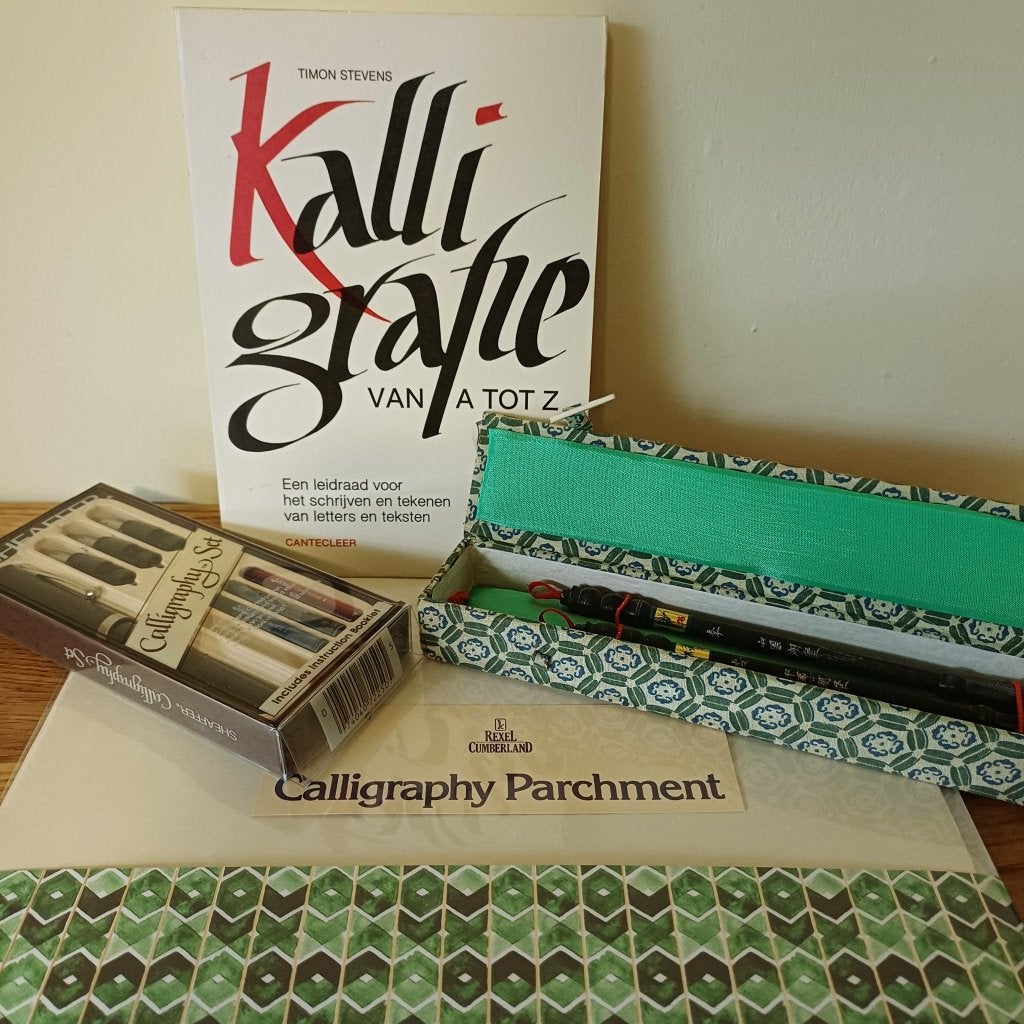 Kalligrafie set, penselen en perkament papier., Ophalen, Zo goed als nieuw, Overige typen
