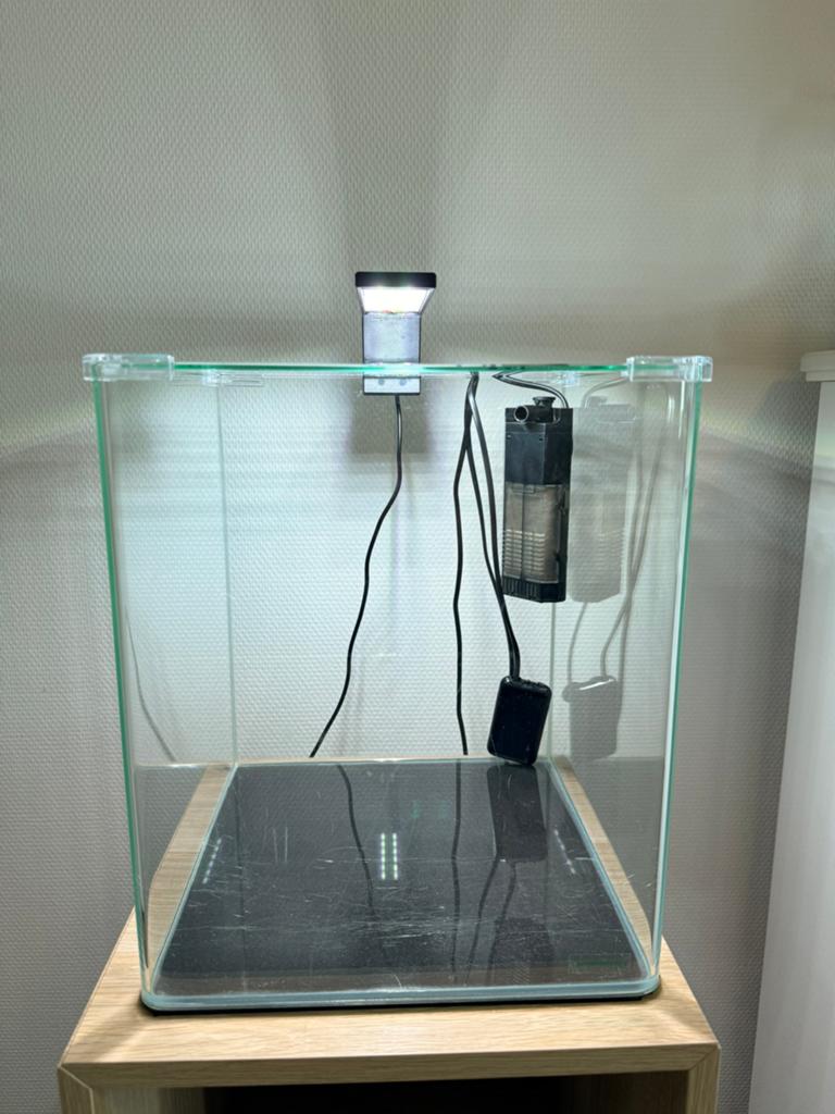 Compleet startpakket Dennerle Nano Cube 30L incl accessoires, Dieren en Toebehoren, Vissen | Aquaria en Toebehoren, Zo goed als nieuw