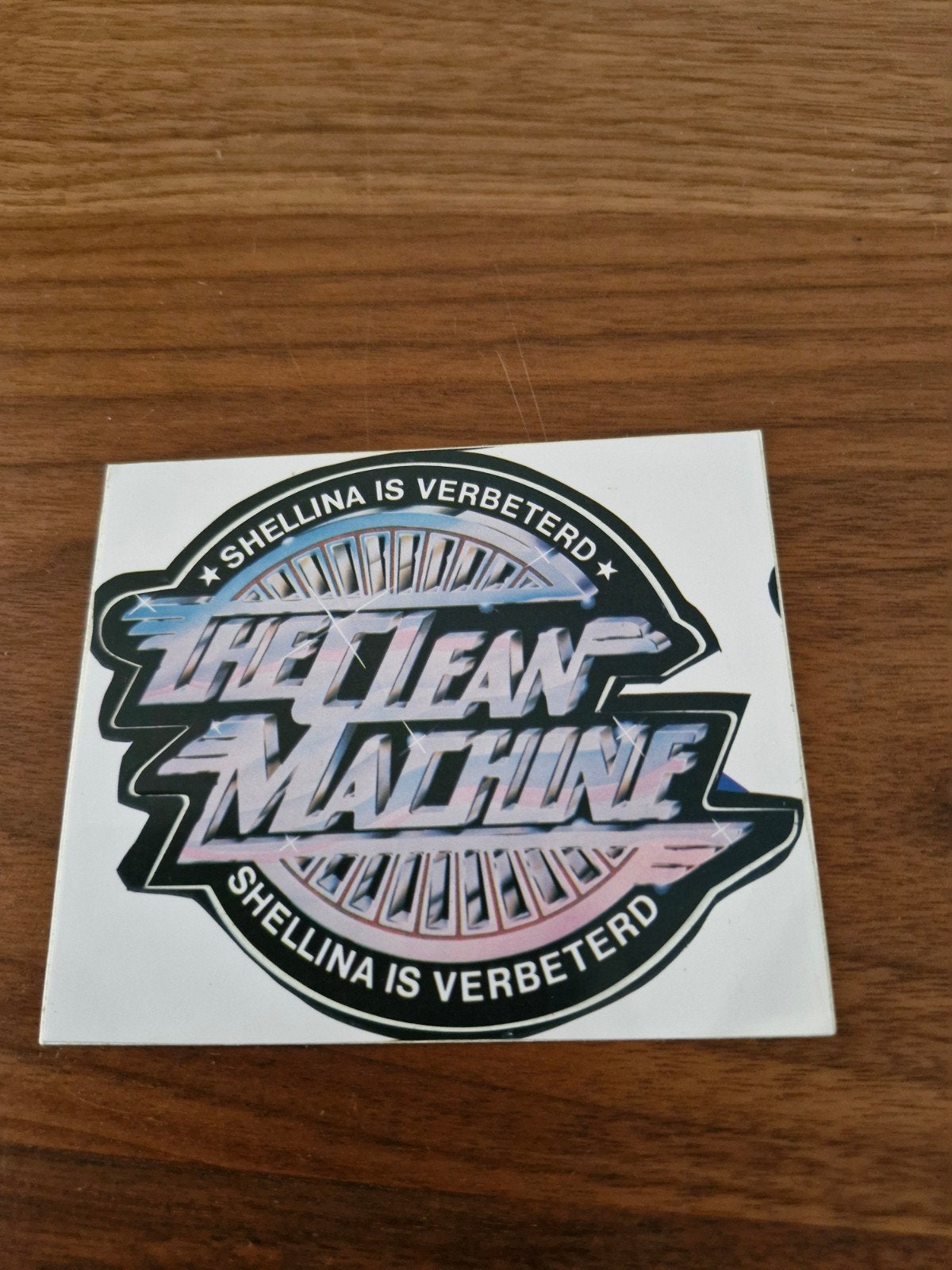 307 Sticker "The Clean Machine Shellina is Verbeterd", Verzamelen, Ophalen of Verzenden