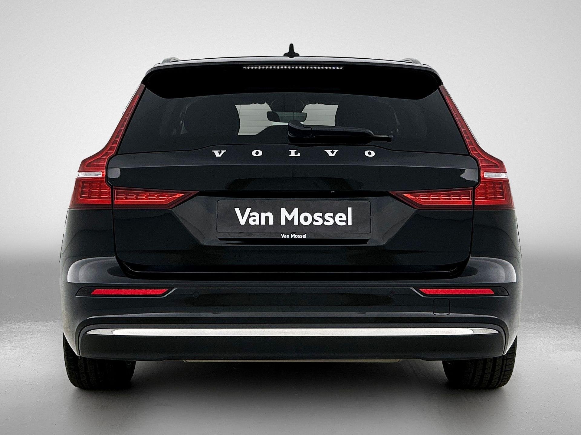 Volvo V60 T6 PHEV 4x4 Core Aut. | STOELVERWARMING | STUURVER, Automaat, 12 maanden, Stof, Gebruikt