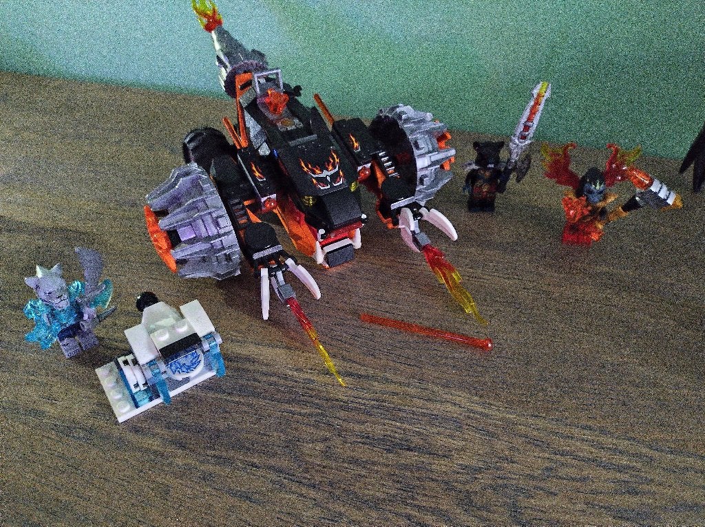 Lego Chima 70222 tormak's shadow blazer, Overige thema's, Lego, Ophalen of Verzenden, Zo goed als nieuw