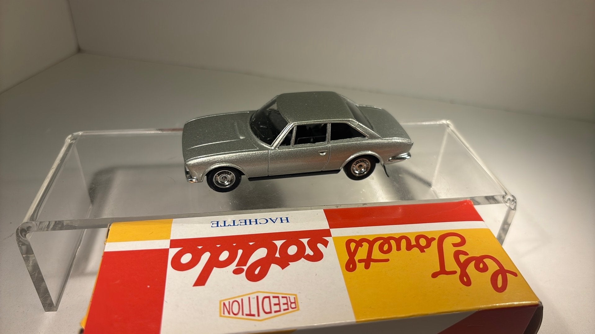 Peugeot 504 coupe v6 solido 1.42, Auto, Solido, Ophalen of Verzenden, A