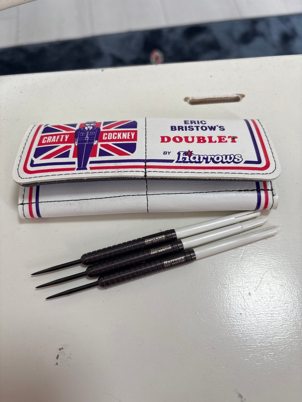 Harrows Eric Bristow Darts - Nieuw in vintage Wallet, Ophalen of Verzenden, Nieuw, Pijlen