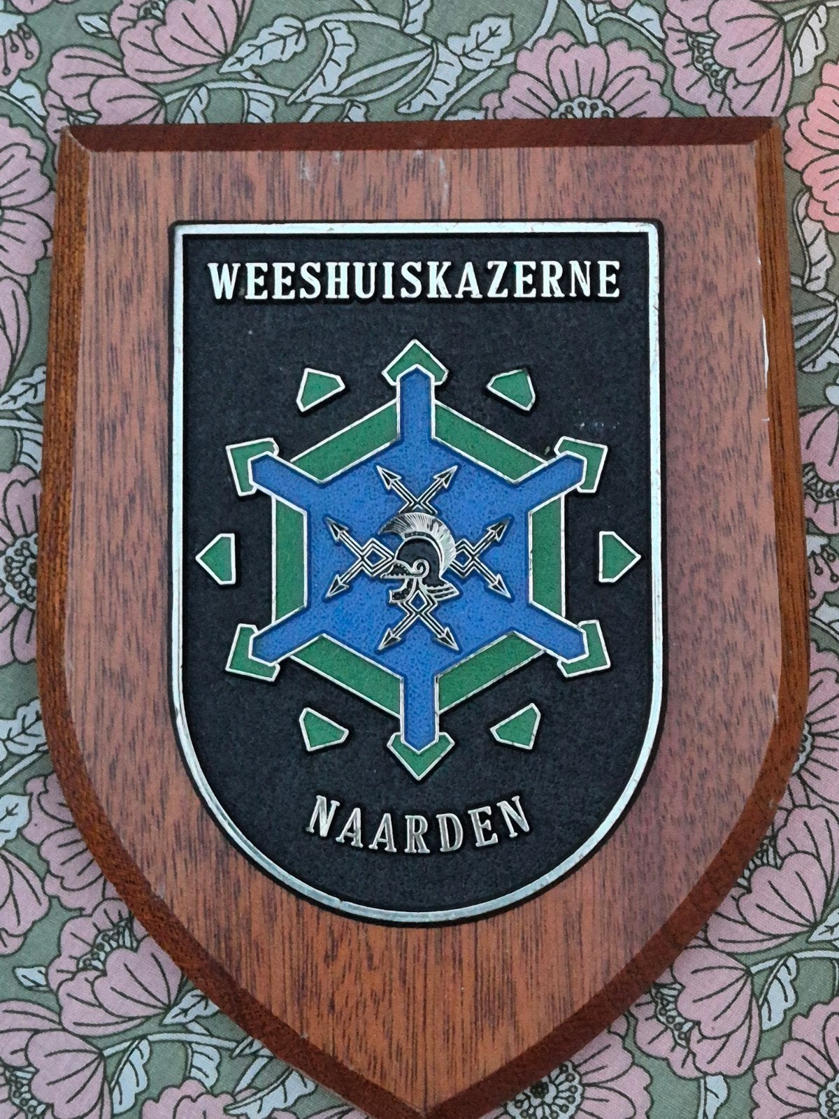 Wapenschild Weeshuiskazerne Naarden, Verzenden, Landmacht, Nederland, Embleem of Badge