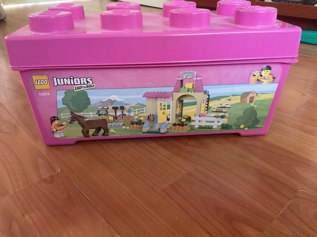 Lego Juniors Paardenstal 10674 - Complete set, Ophalen, Overige thema's, Lego, Zo goed als nieuw