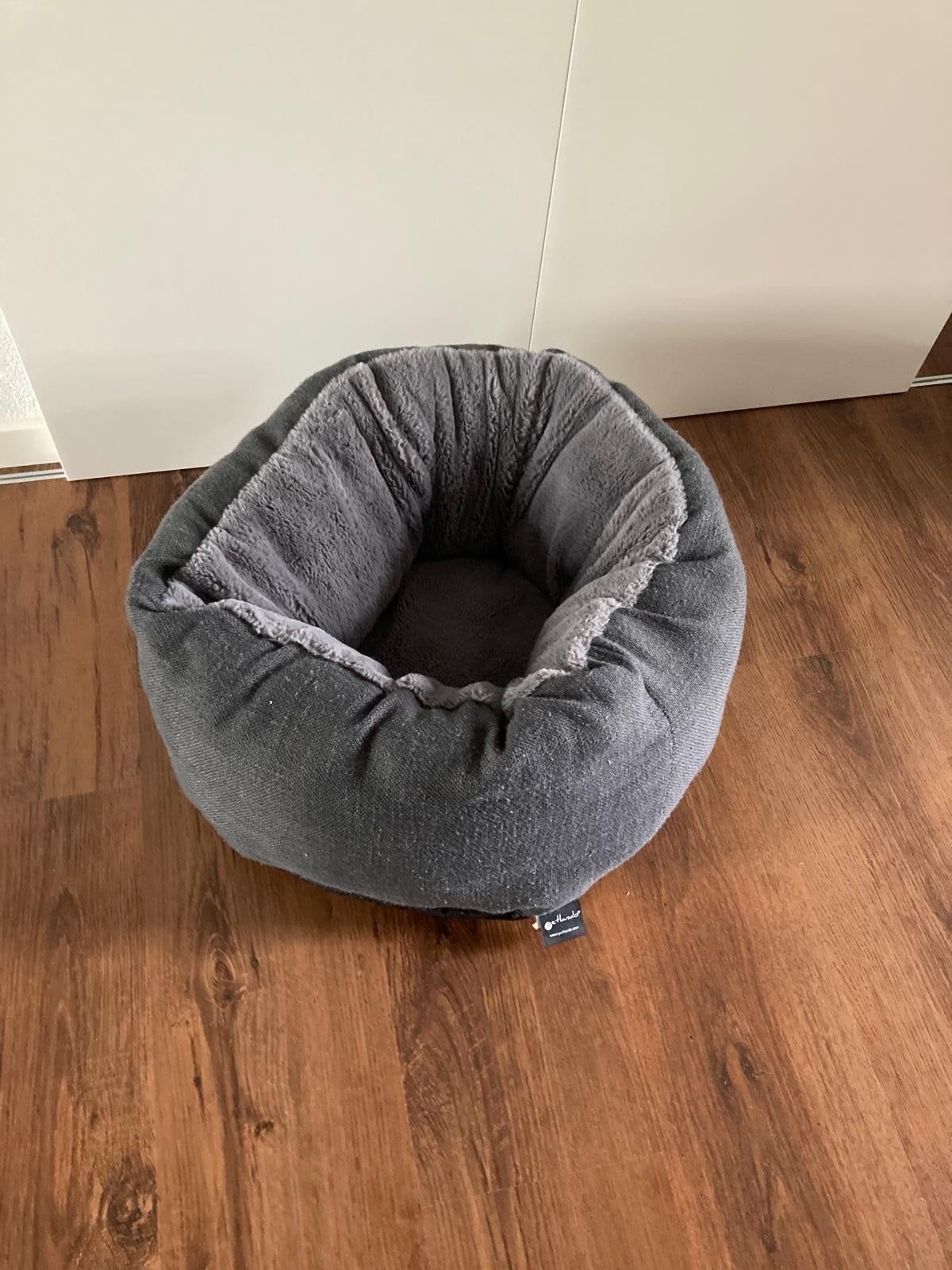 Petlando Tula , mooie zachte kattenmand in 2 kleuren grijs, Ophalen, Zo goed als nieuw, Pluche